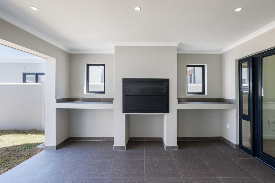 2 Bedroom Property for Sale in Val De Vie Estate Western Cape